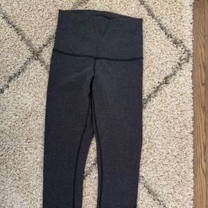 Lulu Lemon leggings - gray